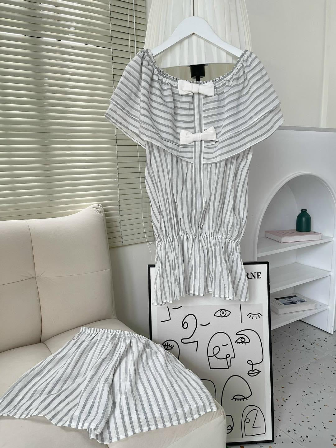 OFF-SHOULDER BOWKNOT STRIPE SARAH SET