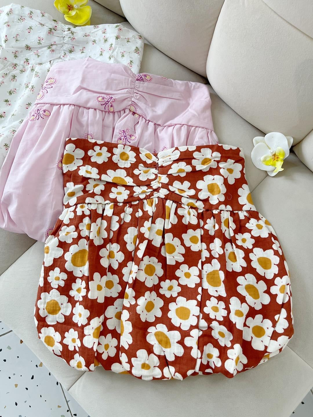 FLORAL STRAPLESS RUFFLE CROP TUBE TULIP TOP